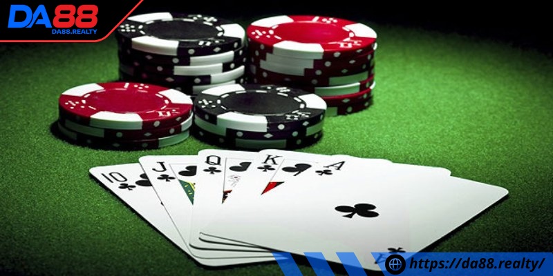 So sánh xì dách và baccarat DA88: Nên chọn loại nào? Lựa chọn phù hợp phù hợp với từng người chơi